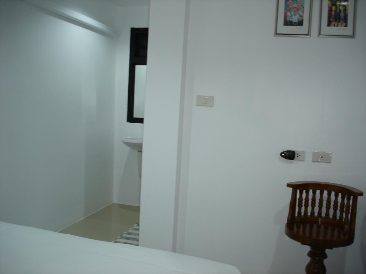 Rak Khun Hostel チエンマイ エクステリア 写真
