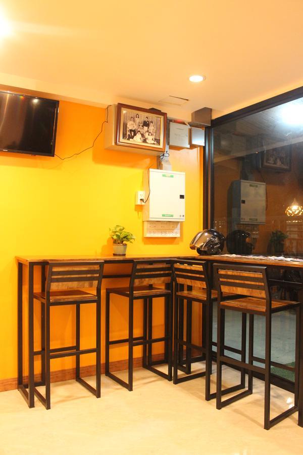 Rak Khun Hostel チエンマイ エクステリア 写真
