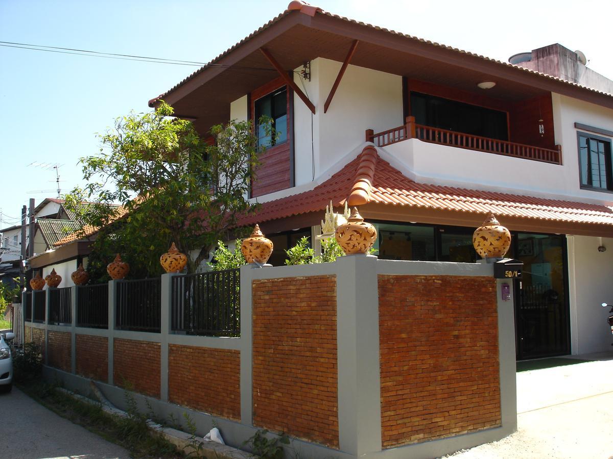 Rak Khun Hostel チエンマイ エクステリア 写真