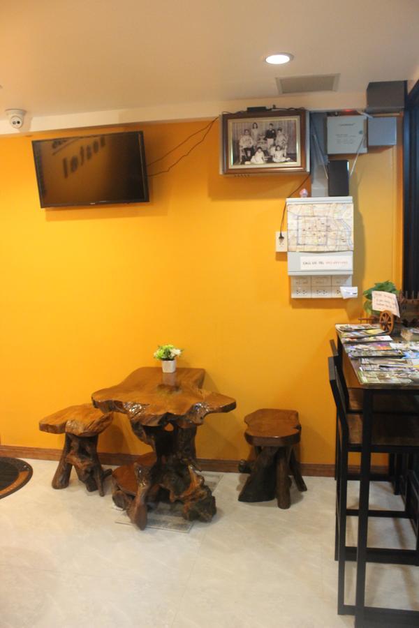 Rak Khun Hostel チエンマイ エクステリア 写真