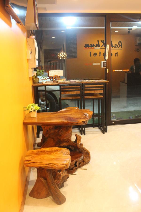 Rak Khun Hostel チエンマイ エクステリア 写真