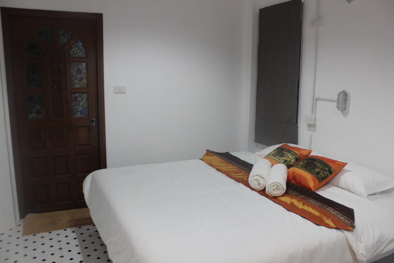 Rak Khun Hostel チエンマイ エクステリア 写真